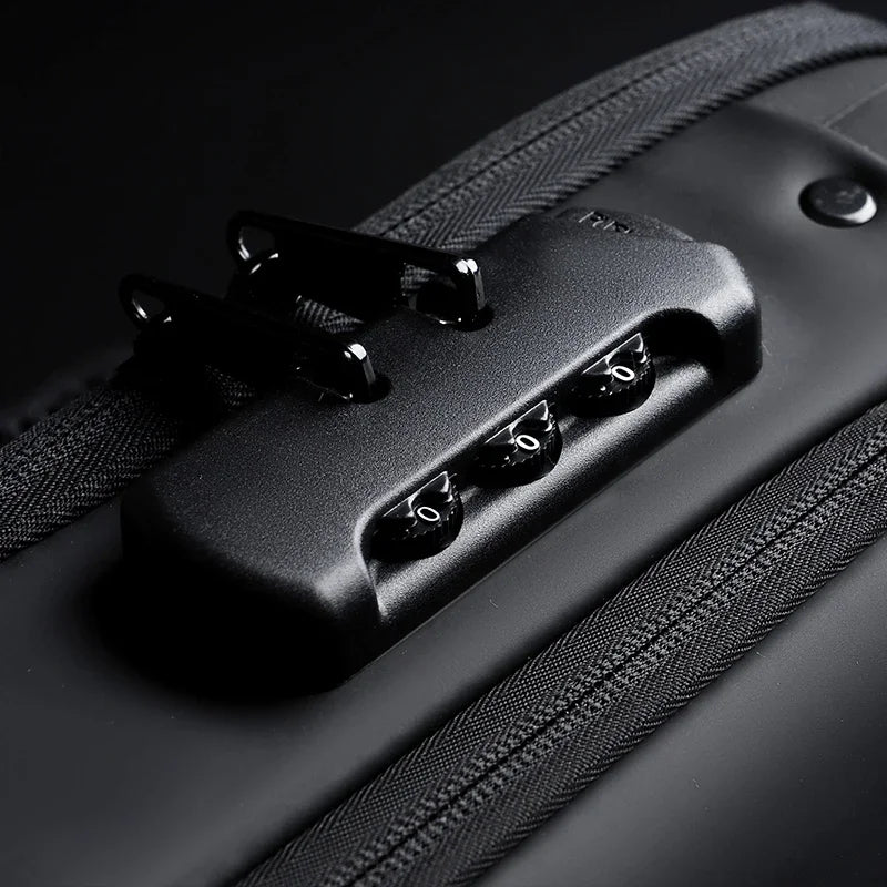 BlastBag® Şifreli Göğüs Çantası